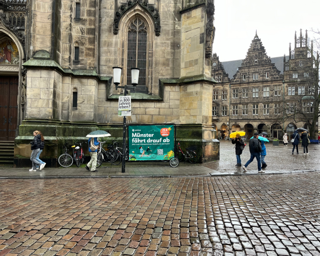 Viel Platz für Ihre Werbebotschaft auf unserem XXL-Bike 